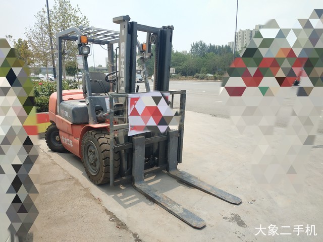 合力 CPCD30 叉车