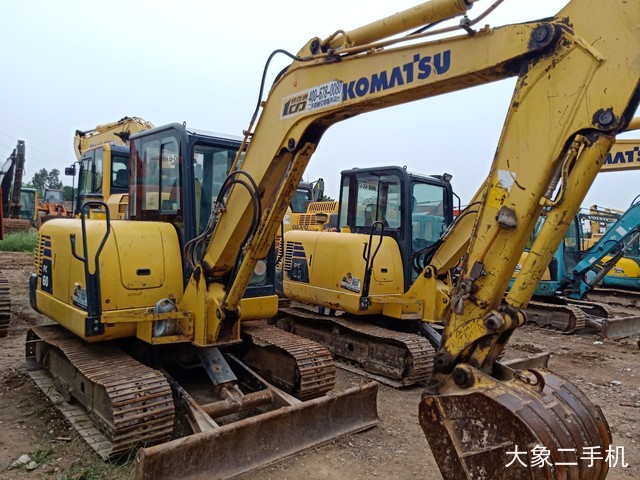 小松 PC56-7 挖掘机