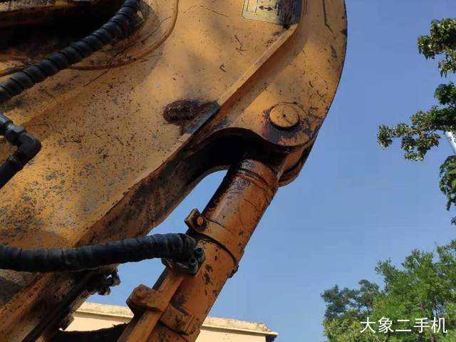 现代 R150W-9 挖掘机