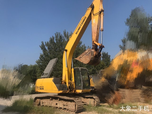 住友 SH210-5 挖掘机