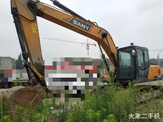 三一重工 SY205C-9 挖掘机