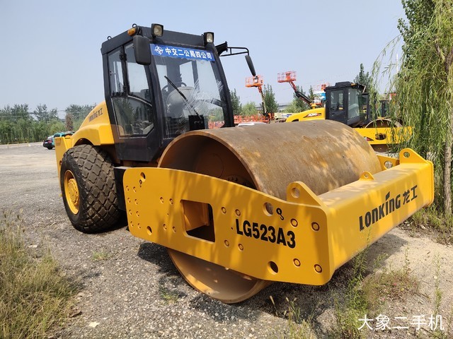 龙工 LG523A6 压路机