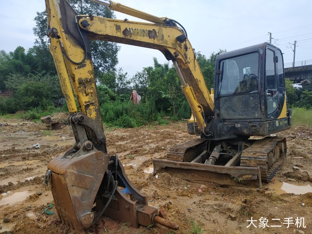 现代 R55-7 挖掘机