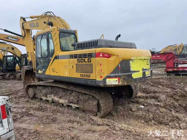 山东临工 E6210F 挖掘机