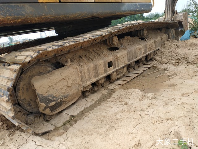 沃尔沃 EC210BLC 挖掘机