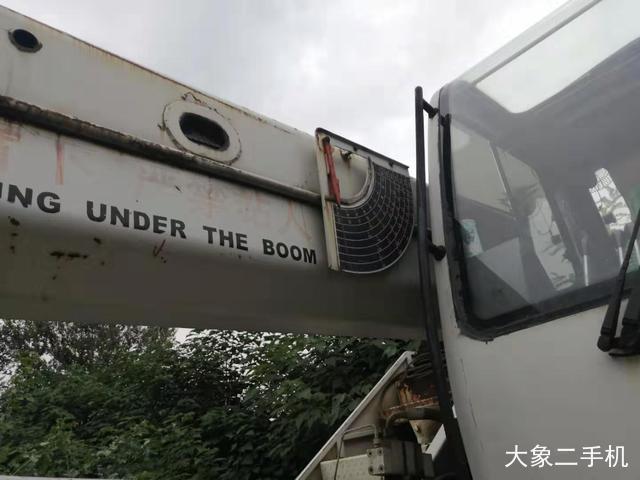 中联重科 ZLJ5121THB 起重机