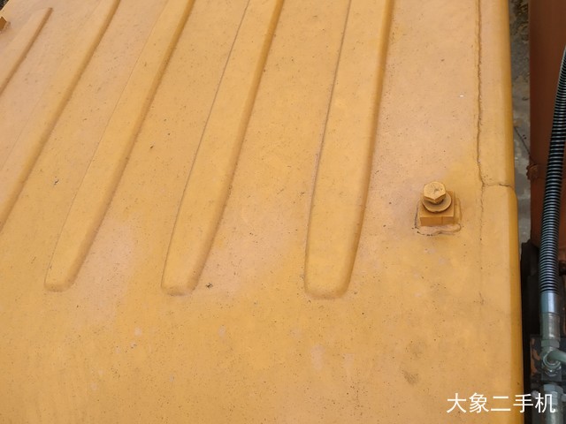 现代 R265LC-9 挖掘机