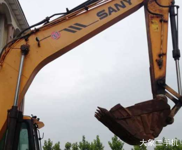 三一重工 SY215C-8S 挖掘机