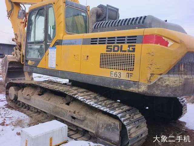 山东临工 E6250F 挖掘机