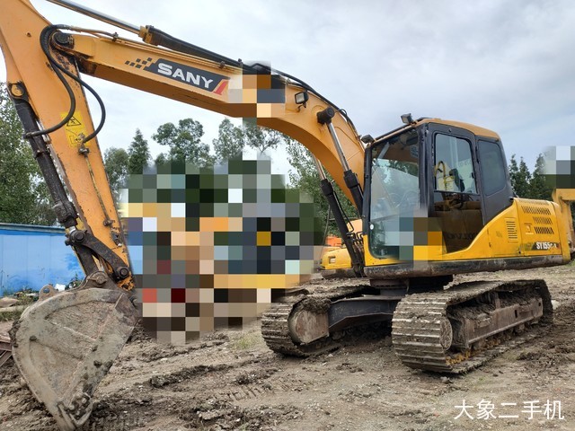 三一重工 SY135C 挖掘机