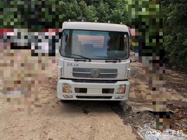 中联重科 ZLJ5130THBE-10018R 泵车