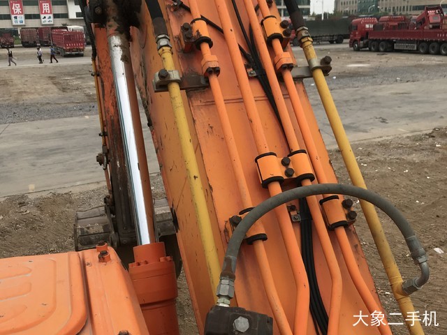 斗山 DH215-9E 挖掘机