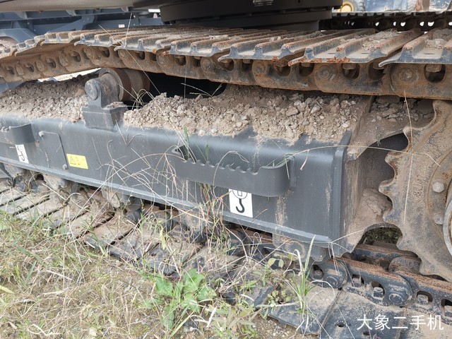 山东临工 E680F 挖掘机