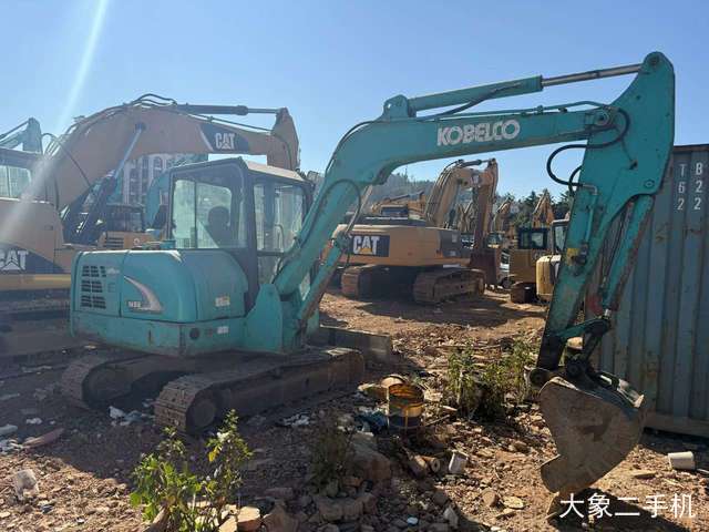 神钢 SK60-8 挖掘机