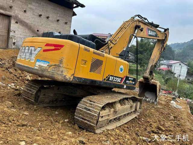 三一重工 SY205C-8S 挖掘机