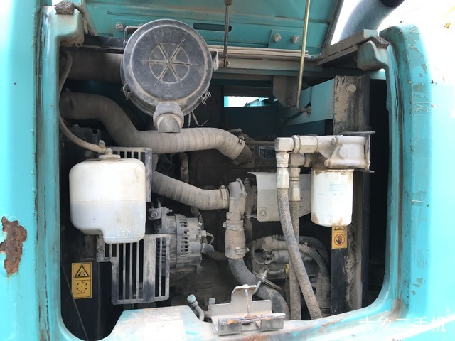 神钢 SK75-8 挖掘机