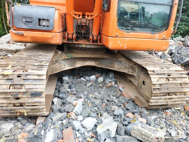 斗山 DX150LC 挖掘机