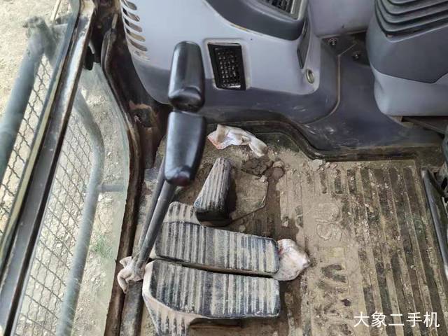 小松 PC270-7 挖掘机