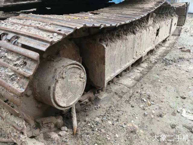 雷沃重工 FR65 挖掘机