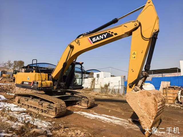 三一重工 SY245H 挖掘机