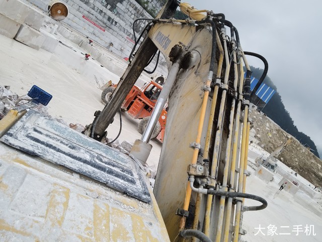 小松 PC300-7 挖掘机