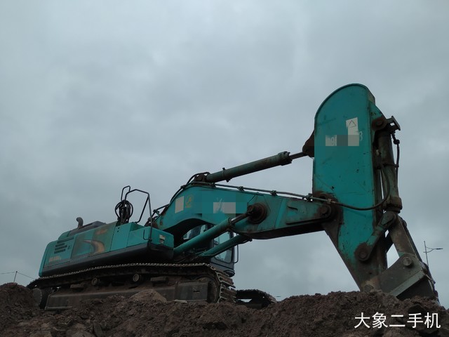 神钢 SK480LC-8 挖掘机