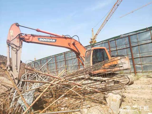 斗山 DH225LC-7 挖掘机