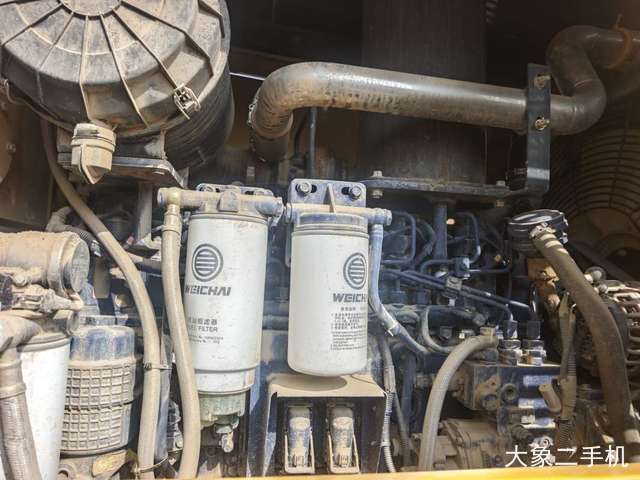 山推 SG18D-3 平地机