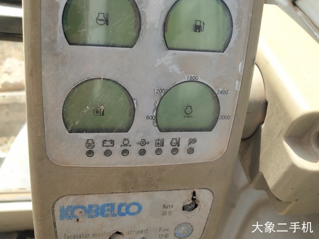 神钢 SK60-C 挖掘机