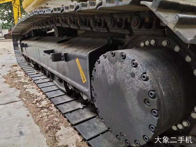 中联重科 ZE260E 挖掘机