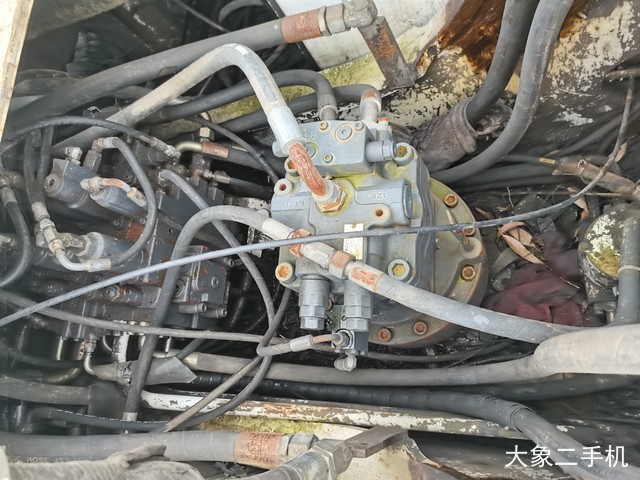 中联重科 ZE230E 挖掘机
