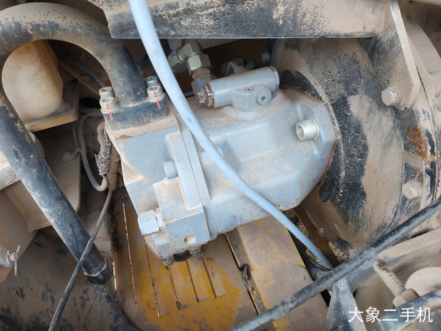 徐工 XE60D 挖掘机