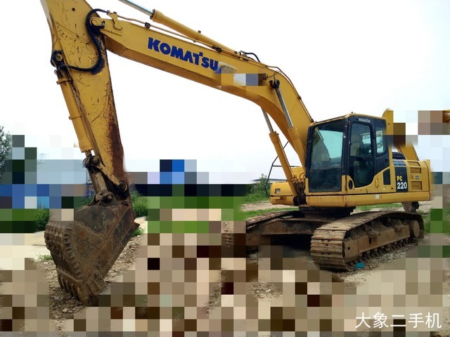 小松 PC220-8M0 挖掘机
