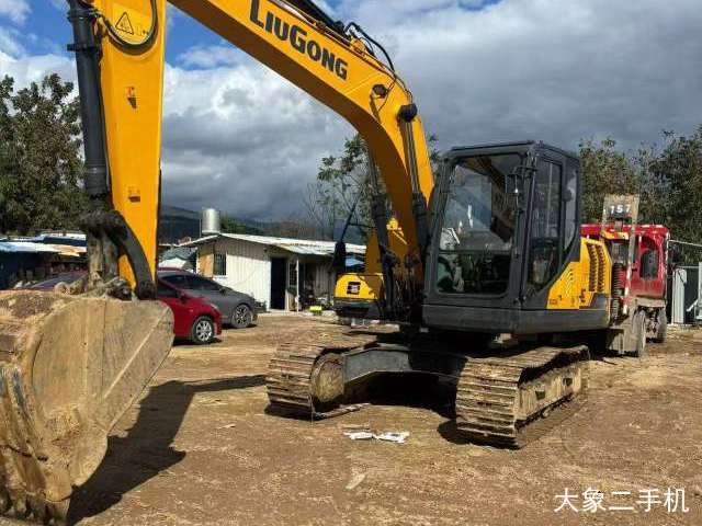 柳工 CLG913 挖掘机