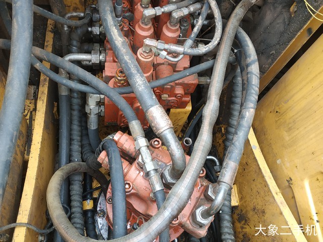 柳工 CLG915D 挖掘机