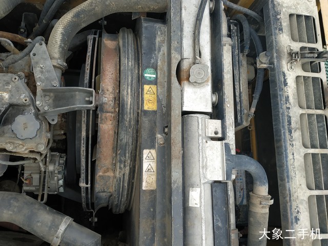 住友 SH210-5 挖掘机