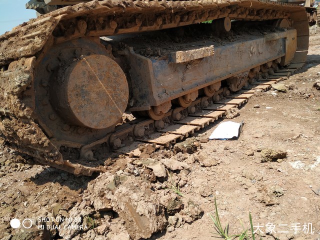 徐工 XE135D 挖掘机