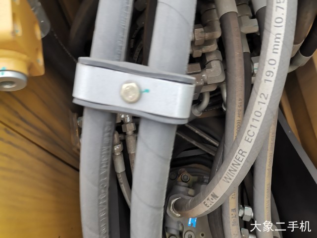 山东临工 E680F 挖掘机
