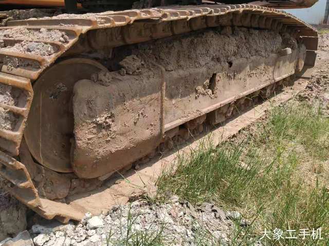 三一重工 SY215C 挖掘机