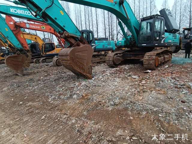 神钢 SK460-8 挖掘机