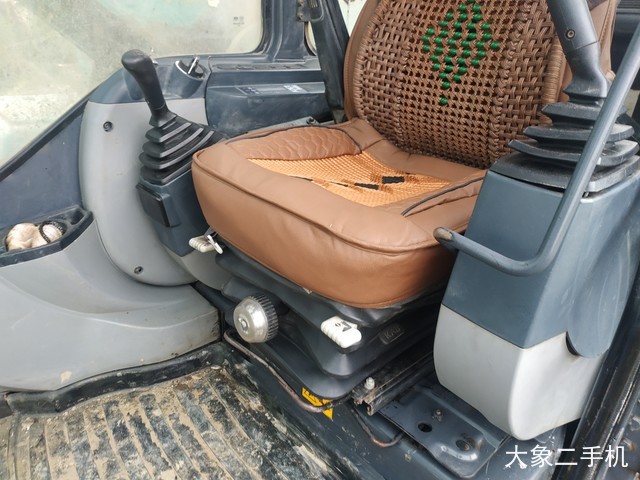 神钢 SK350LC-8 挖掘机