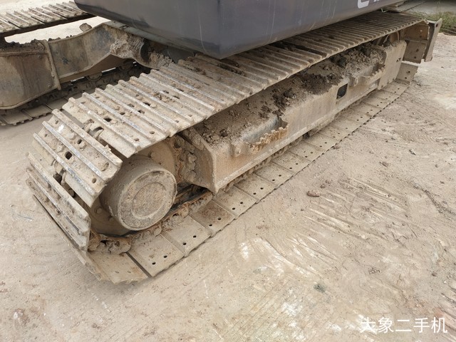 柳工 CLG908D 挖掘机