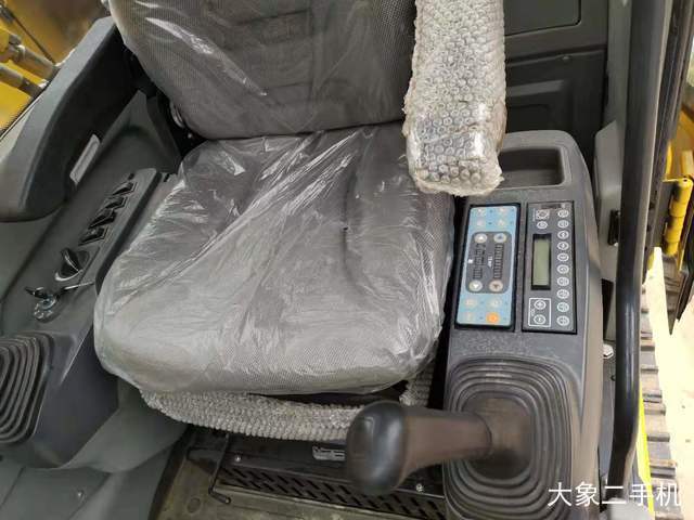 中联重科 ZE230E 挖掘机