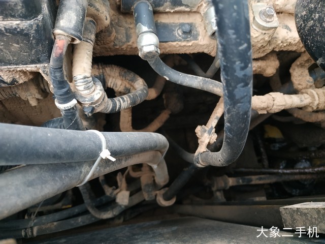 小松 PC220-8M0 挖掘机