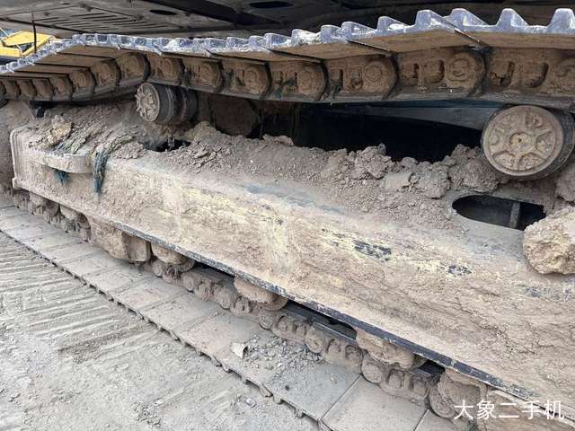 山东临工 E6250F 挖掘机