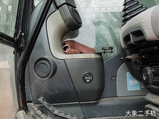 卡特彼勒 320DGC液压 挖掘机