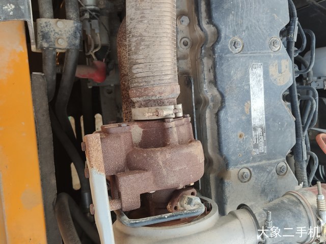 龙工 LG6225E 挖掘机