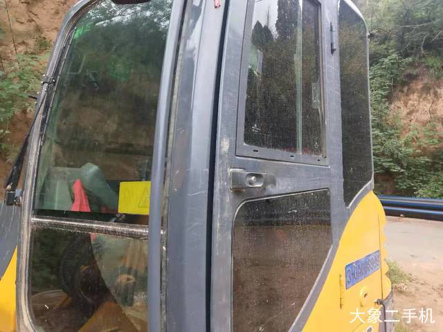 徐工 XE60 挖掘机