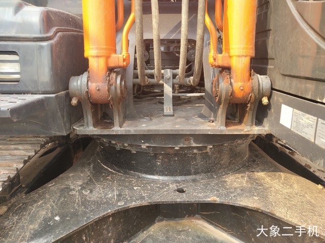 日立 ZX200-5A 挖掘机