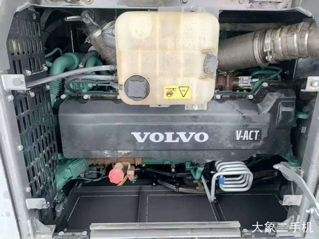 沃尔沃 EC480DL 挖掘机